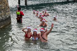 Chlouse - Schw&uuml;mme Thun